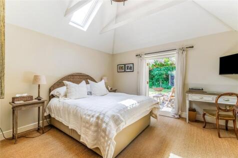 Guest Suite Bedroom