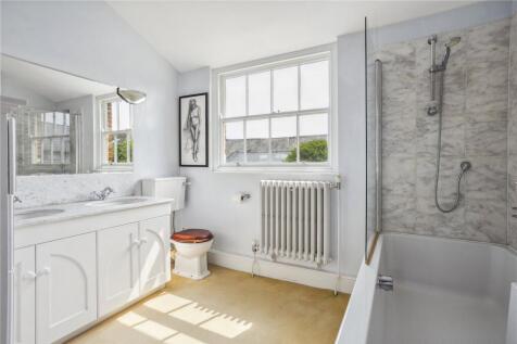 Bedroom 1 En-Suite