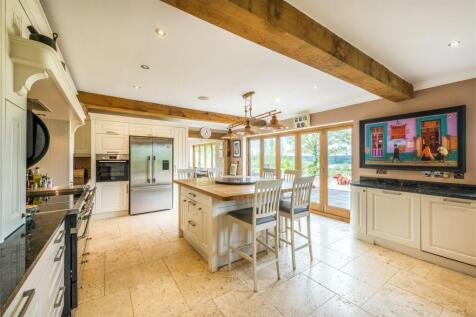 Kitchen/Breakfast Rm