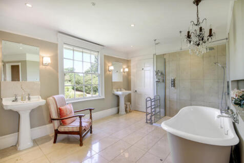 En Suite Bathroom