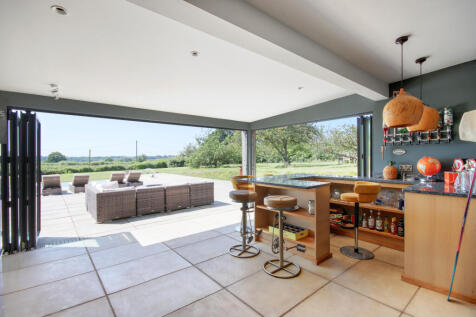 Pool House