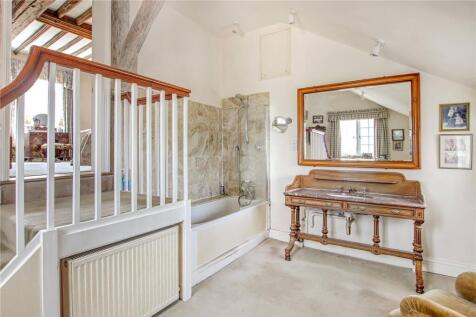 En Suite Bathroom