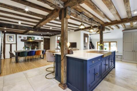 Kitchen/Dining Rm