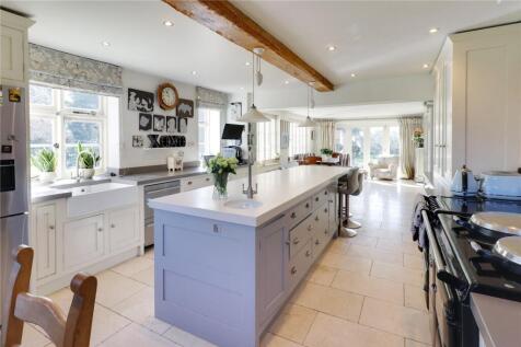 Kitchen/Breakfast Rm