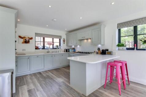 Kitchen/Breakfast Rm