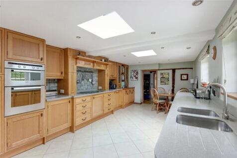 Kitchen/Breakfast Rm