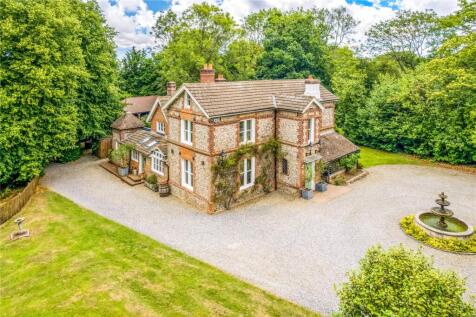 Hucking Hill House