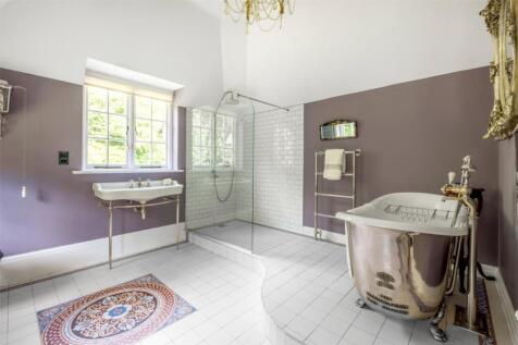 En Suite Bathroom