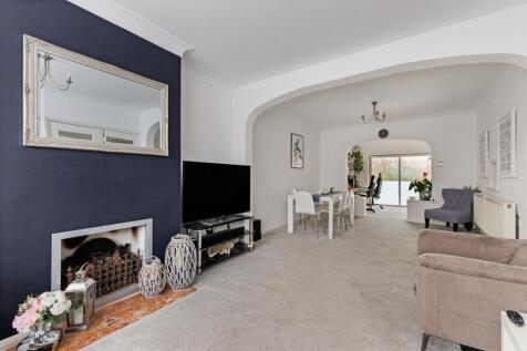 Sitting/Dining Room