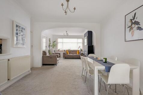 Dining/Sitting Room