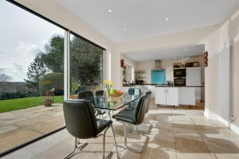Kitchen/Breakfast Rm