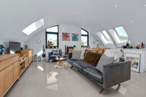 Kitchen/Dining/Recep