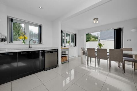 Dining Rm/Kitchen