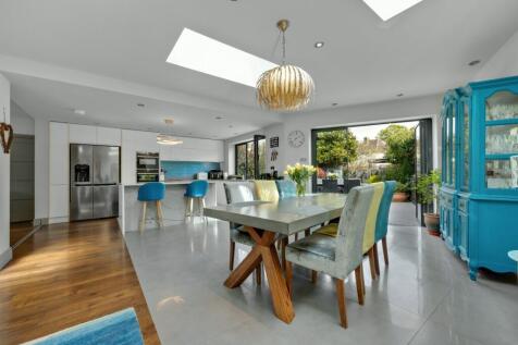 Kitchen/Dining/Recep