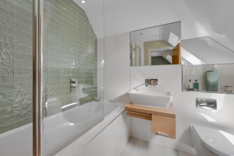 Bedroom 2 En Suite