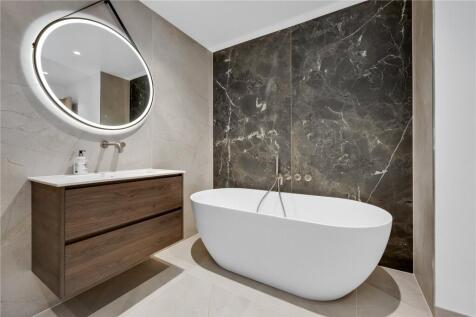 Bedroom Two En Suite