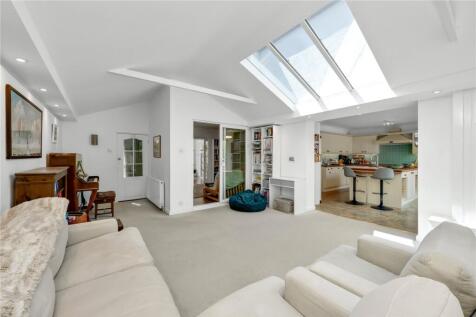 Family/Dining Room