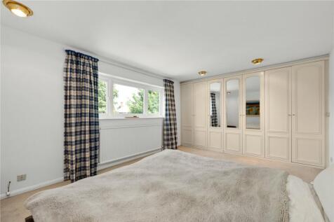 Prinicpal Bedroom