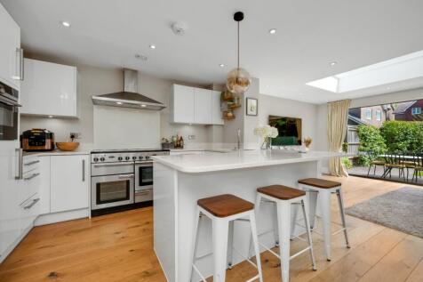 Kitchen/Dining/Recep