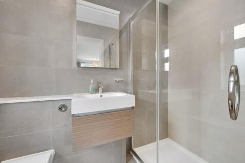 Bedroom Two En Suite