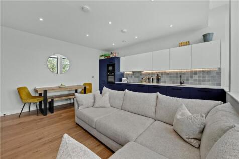 Kitchen/Reception
