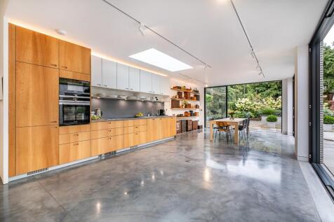 Dining Room/Kitchen