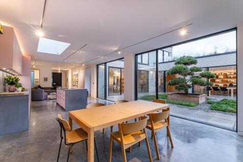 Dining Room/Kitchen
