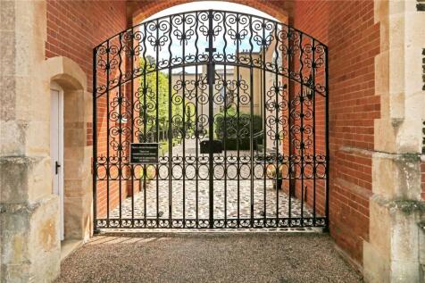 Gate