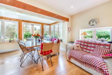 Breakfast Room