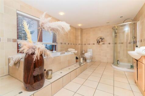 En Suite One