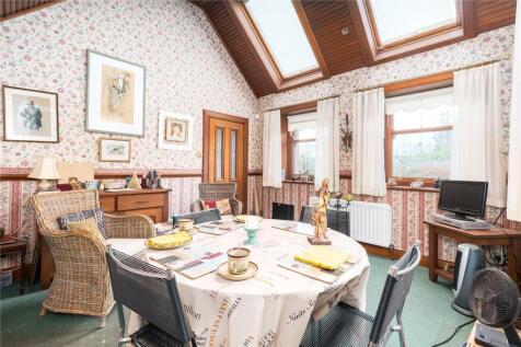 Breakfast Room