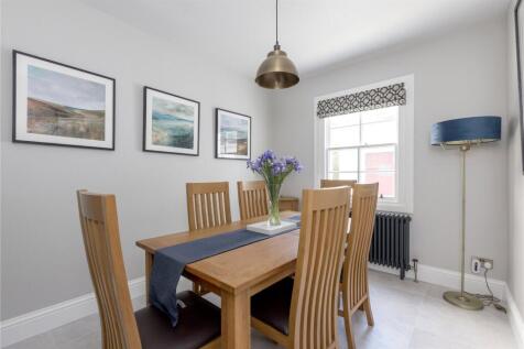 Breakfast Room