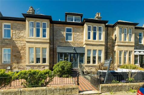 20 Craigendoran Ave