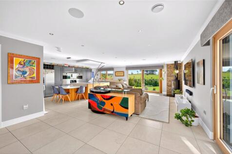 Family Room/Kitchen