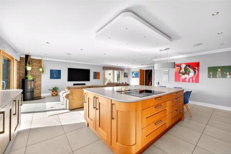 Family Room/Kitchen