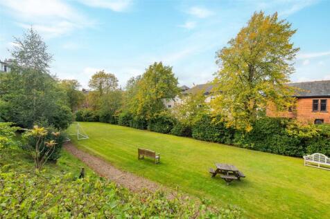 Residents Gardens