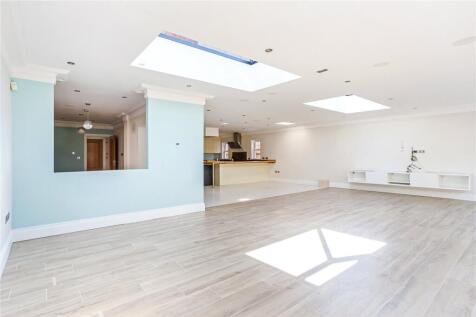 Kitchen / Living