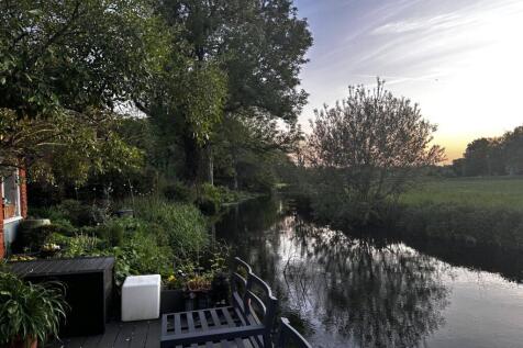 Riverside Decking