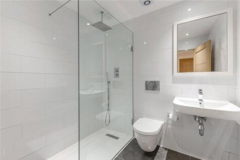 Family Shower Room