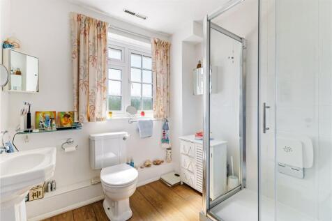 Family Shower Room