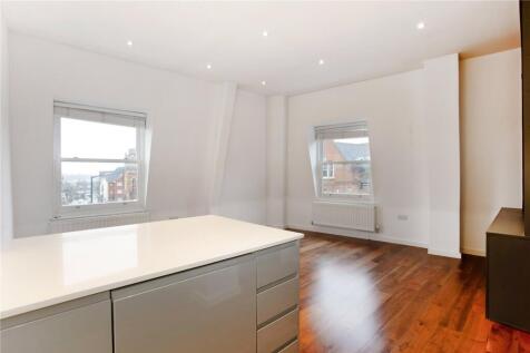 Kitchen / Living
