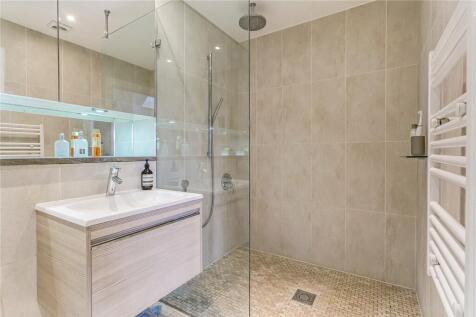 En-Suite Shower