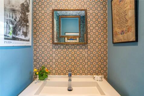 Cloarkroom