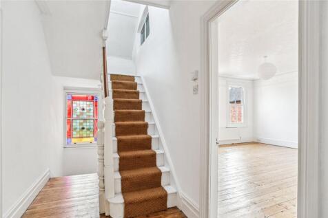 1st Floor Landing