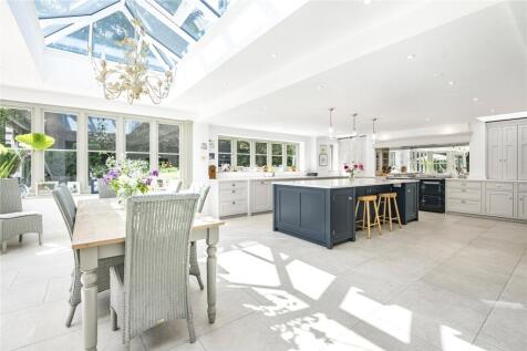 Open-Plan Reception