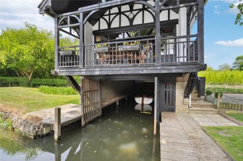 Wet Boathouse
