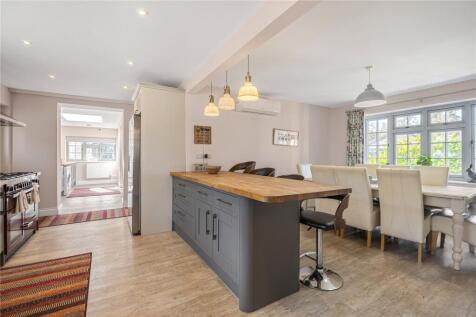 Breakfast Bar