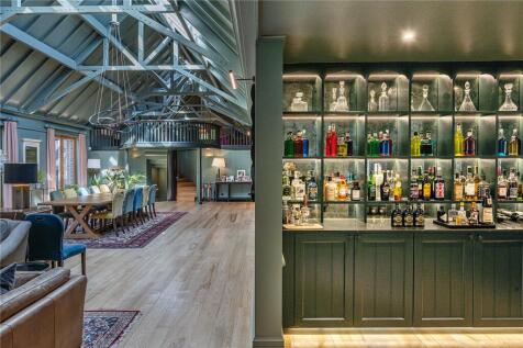 Cocktail Bar