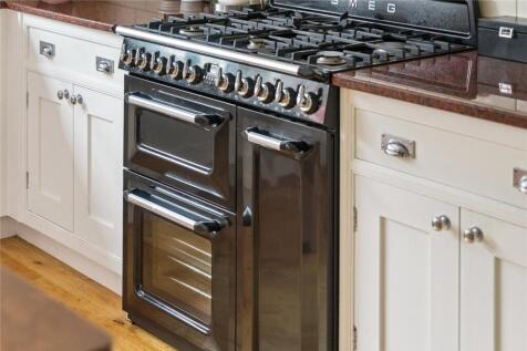 Oven Detail