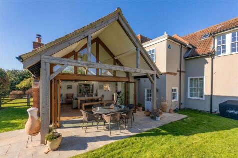 Alfresco Dining Area